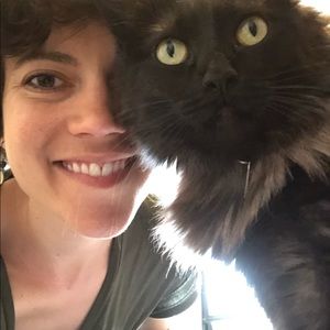 Meet your Posher, Kira